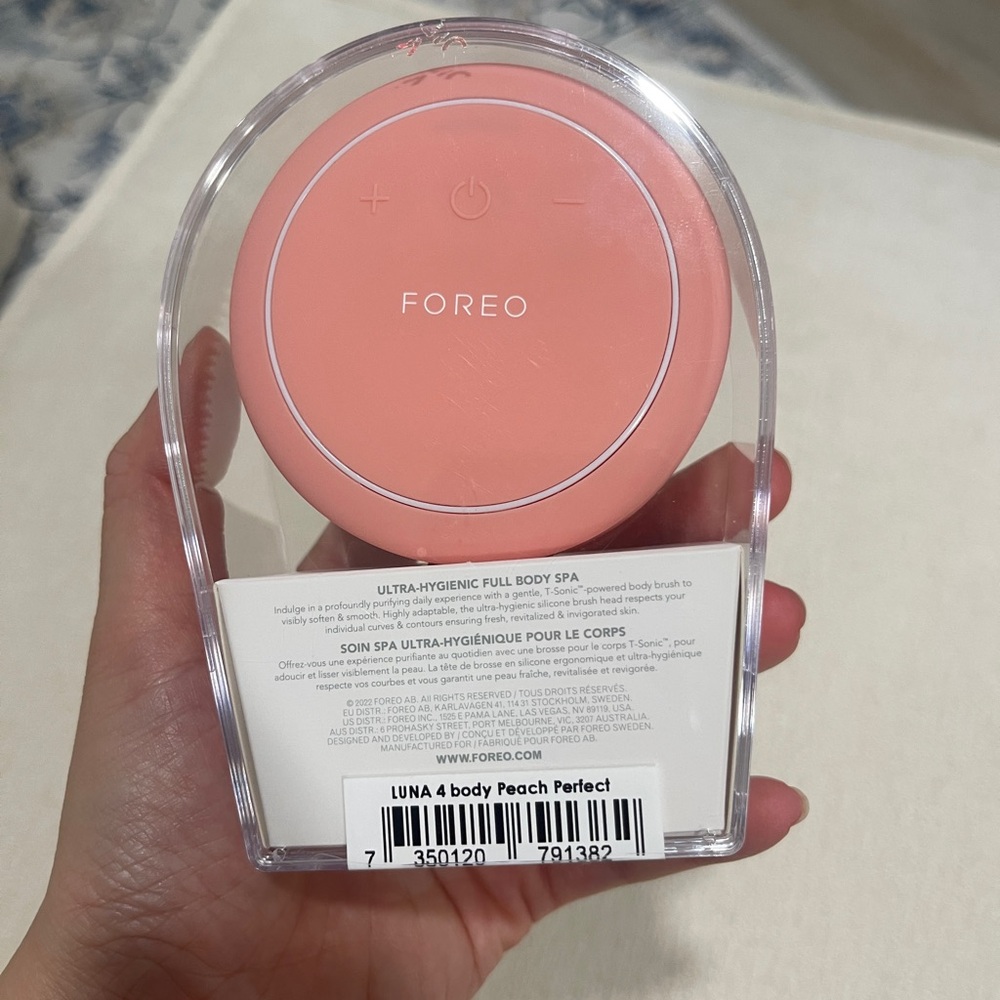 Foreo LUNA 4 Body Peach Perfect – Brand New, Unused, Warranty